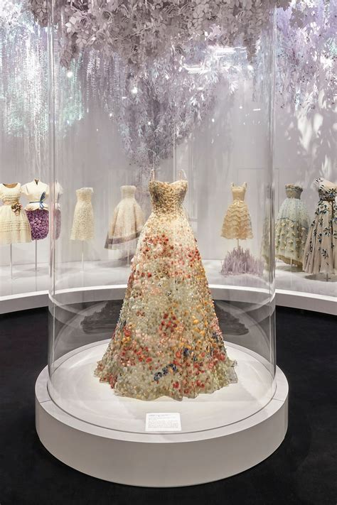 “Christian Dior, couturier du rêve”: l'exposition virtuelle à voir sur 